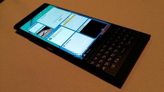 Fotografía - [Week-end Sondage] Seriez-vous intéressé par un téléphone Android avec un clavier physique?